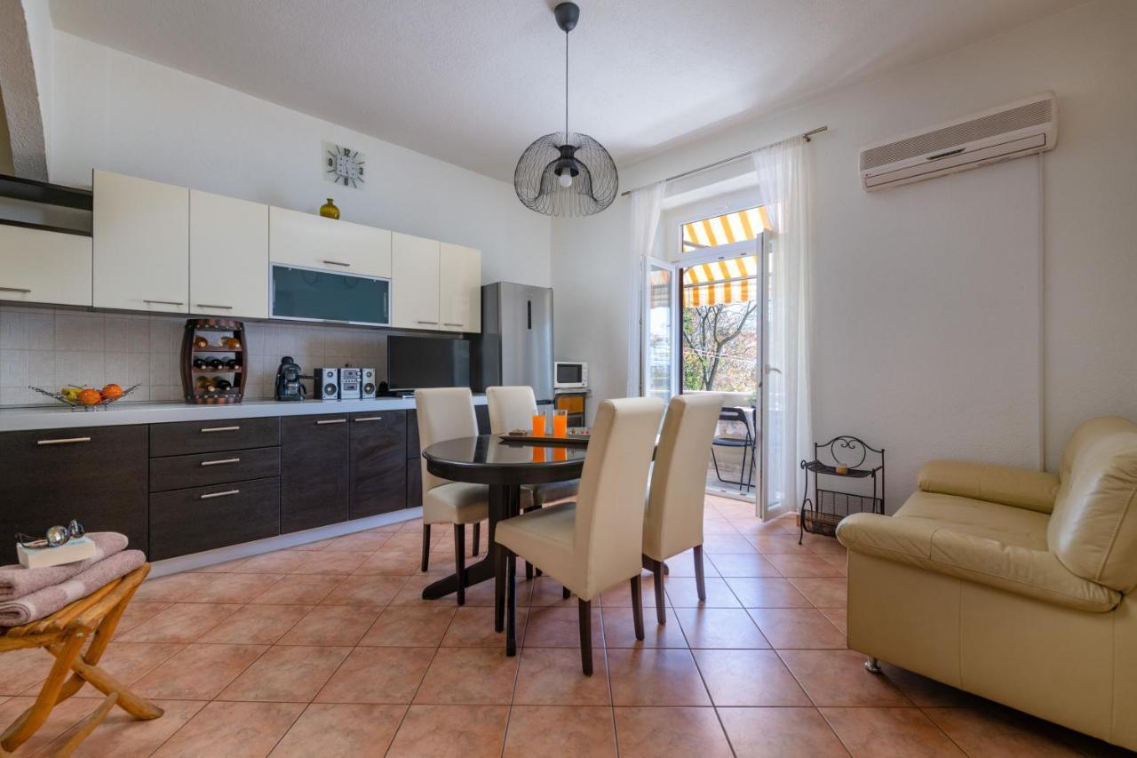 Apartment Dobric โคโรมาชโน ภายนอก รูปภาพ