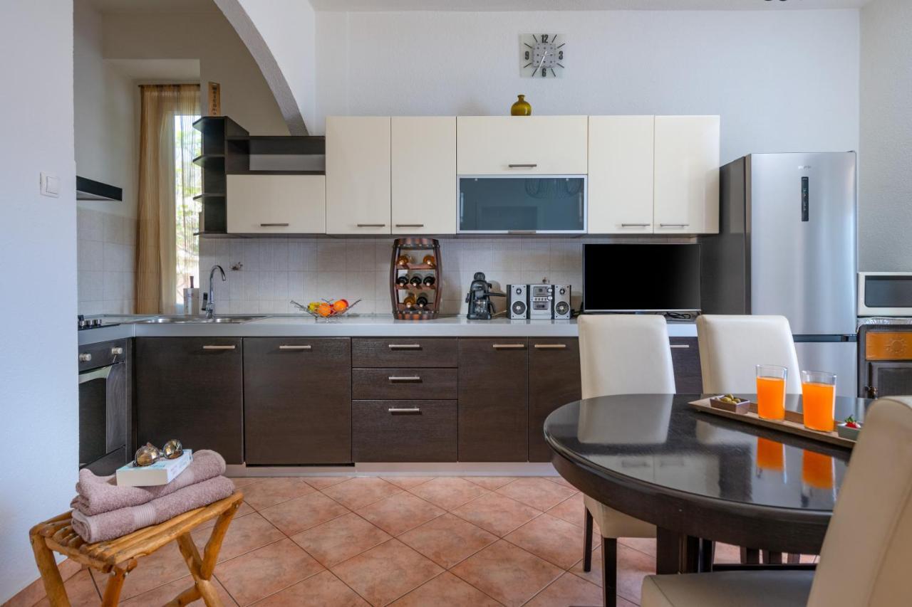 Apartment Dobric โคโรมาชโน ภายนอก รูปภาพ